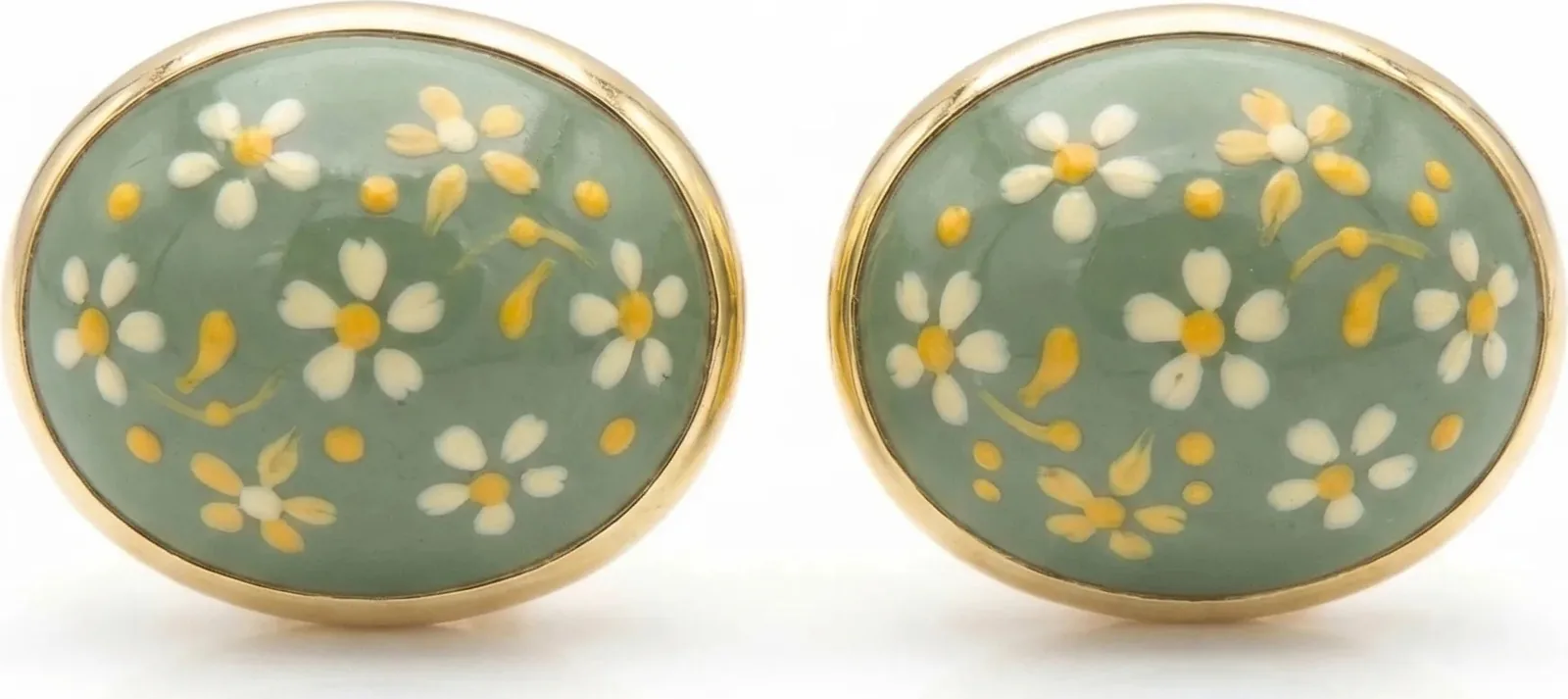 Tokhm-e-Morgh Studs